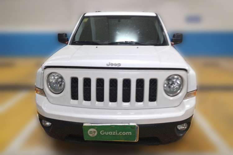 Used Jeep Patriot 2015 2.0L Sport Edition Front