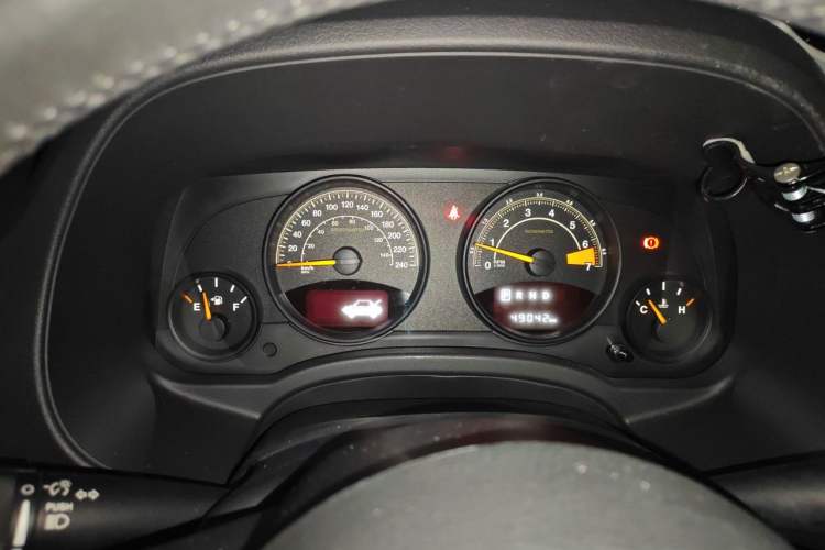Used Jeep Patriot 2015 2.0L Sport Edition Instrument Cluster