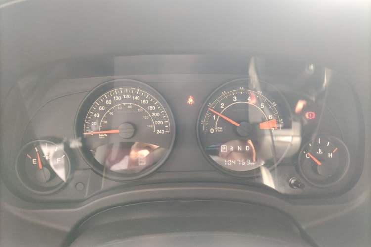 Used Jeep Patriot 2015 2.4L Sport Edition Instrument Cluster