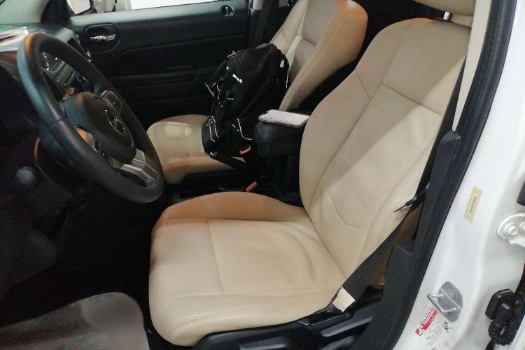 Used Jeep Patriot 2015 2.0L Sport Edition Left Front Seat