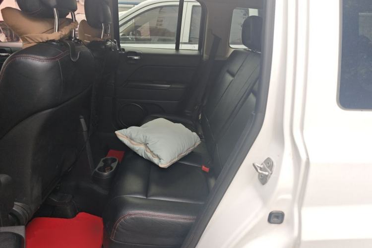 Used Jeep Patriot 2015 2.0L Sport Edition Left Rear Seat