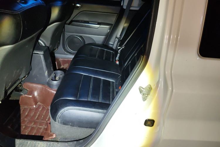 Used Jeep Patriot 2015 2.0L Sport Edition Left Rear Seat