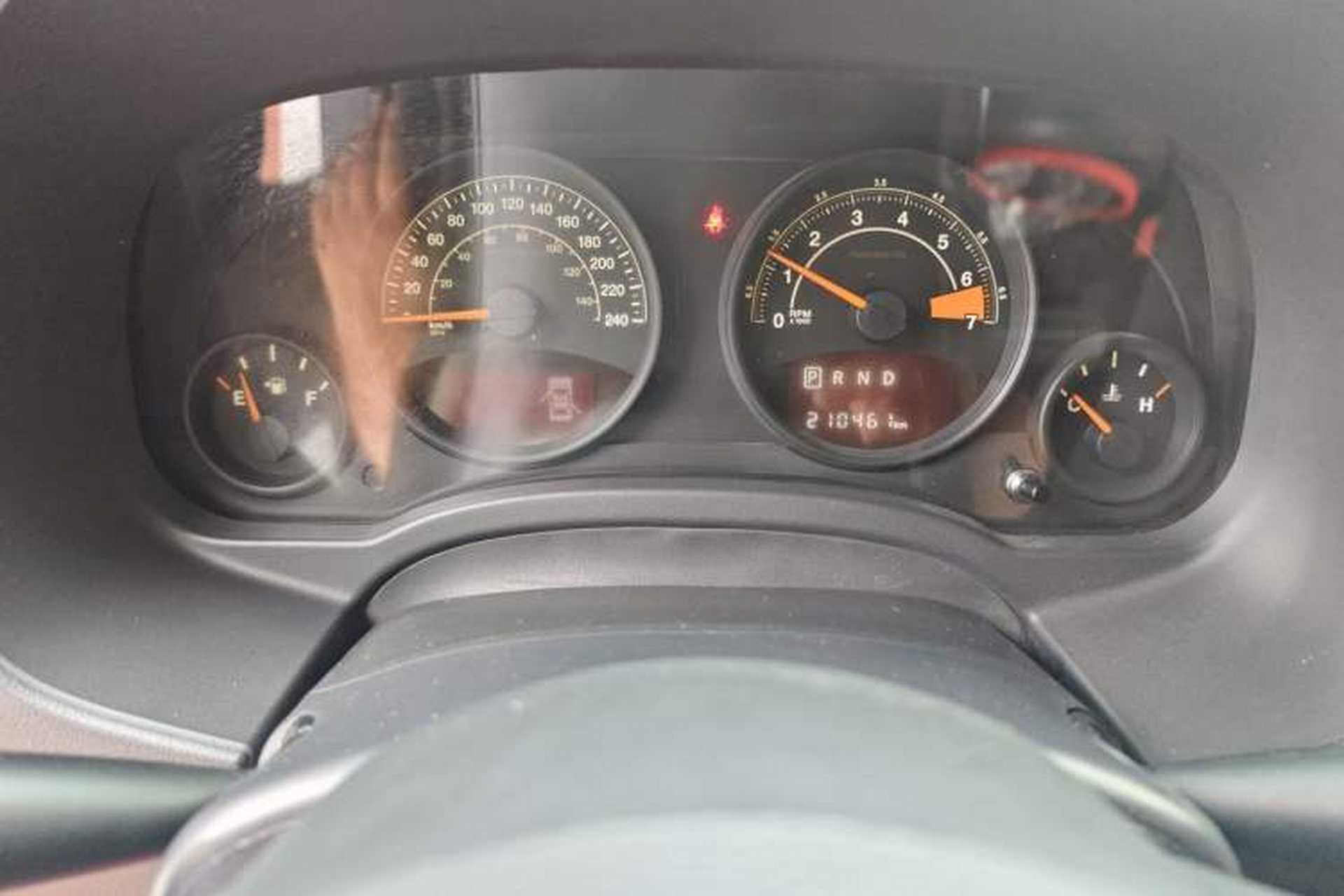 Used Jeep Patriot 2015 2.0L Sport Edition Odometer Close Up