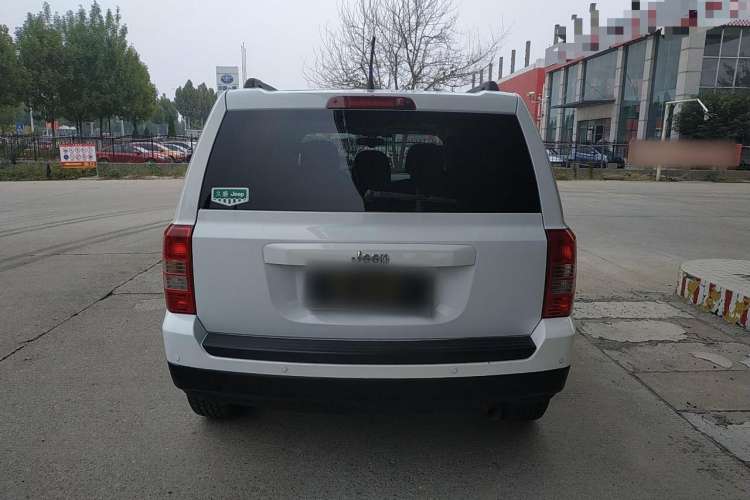 Used Jeep Patriot 2015 2.0L Sport Edition Rear