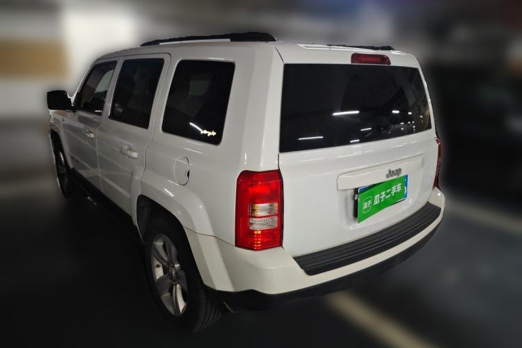 Used Jeep Patriot 2015 2.0L Sport Edition Rear Left 45 Deg