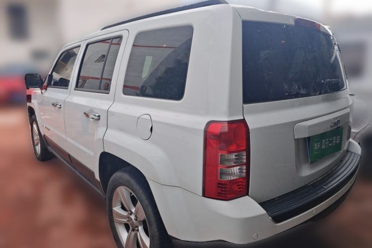 Used Jeep Patriot 2015 2.0L Sport Edition Rear Left 45 Deg