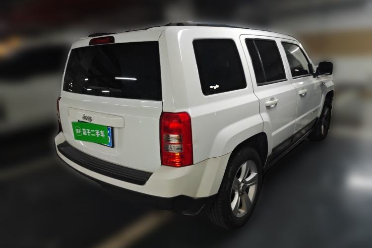 Used Jeep Patriot 2015 2.0L Sport Edition Rear Right 45 Deg