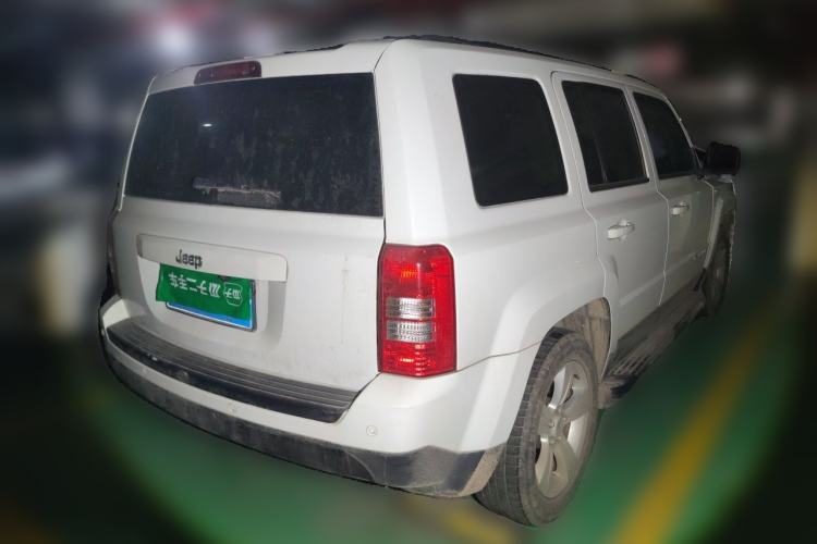 Used Jeep Patriot 2015 2.0L Sport Edition Rear Right 45 Deg