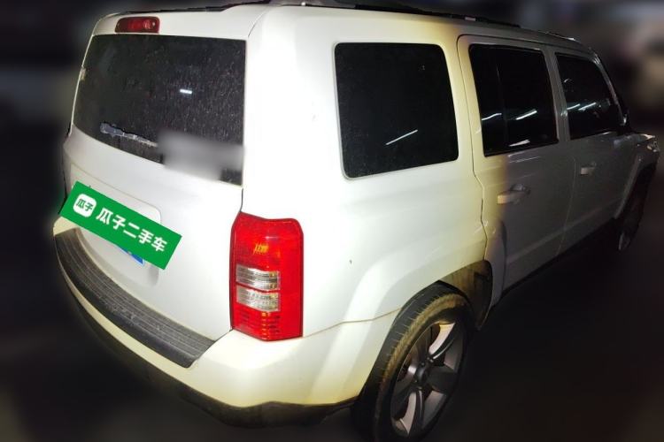 Used Jeep Patriot 2015 2.0L Sport Edition Rear Right 45 Deg