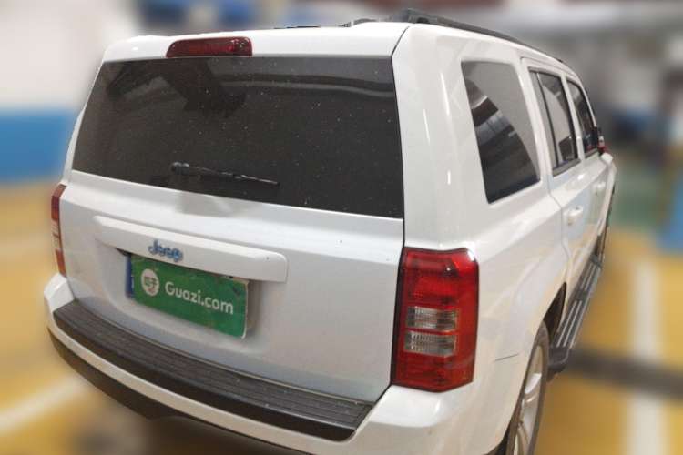 Used Jeep Patriot 2015 2.0L Sport Edition Rear Right 45 Deg
