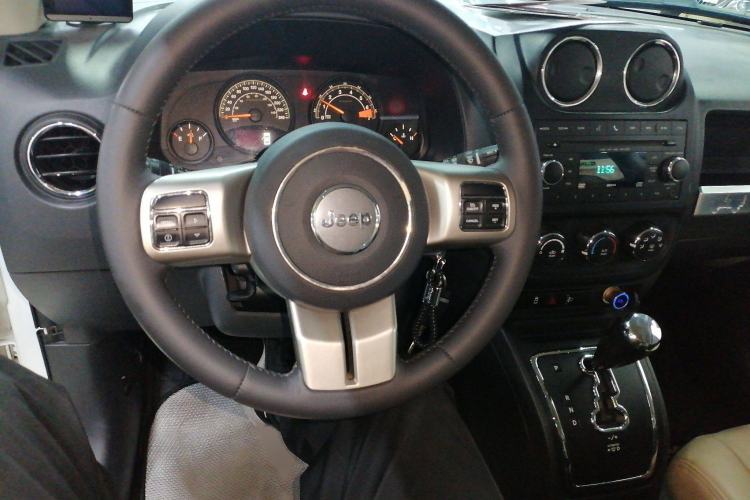 Used Jeep Patriot 2015 2.0L Sport Edition Steering Wheel