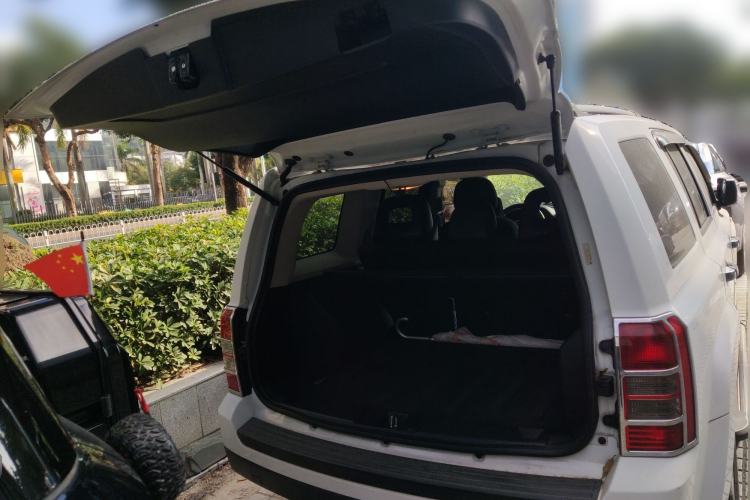 Used Jeep Patriot 2015 2.4L Sport Edition Trunk