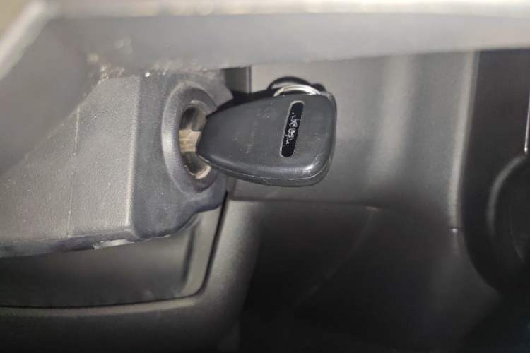Used Jeep Patriot 2015 2.0L Sport Edition Vehicle Key