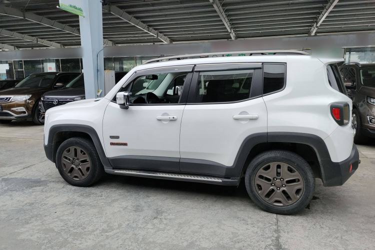 Used Jeep Renegade 2016 2.0L Automatic Four-Wheel Drive 75th Anniversary Tribute Edition Left Side