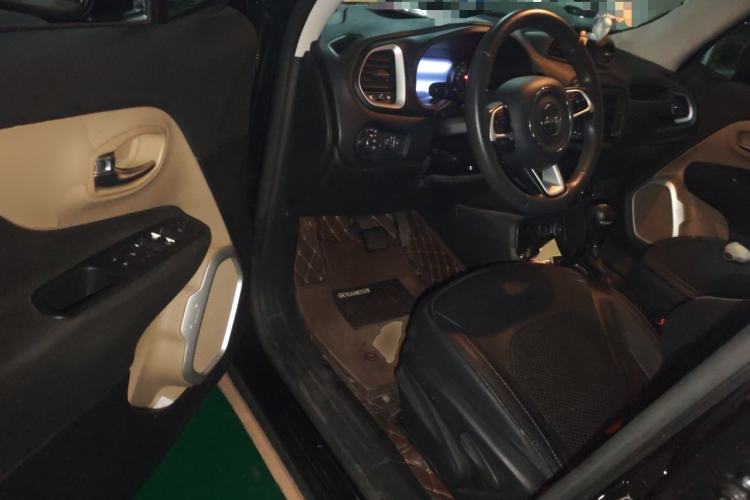 Used Jeep Renegade 2016 1.4T Automatic Jingneng Version+ Driver Seat