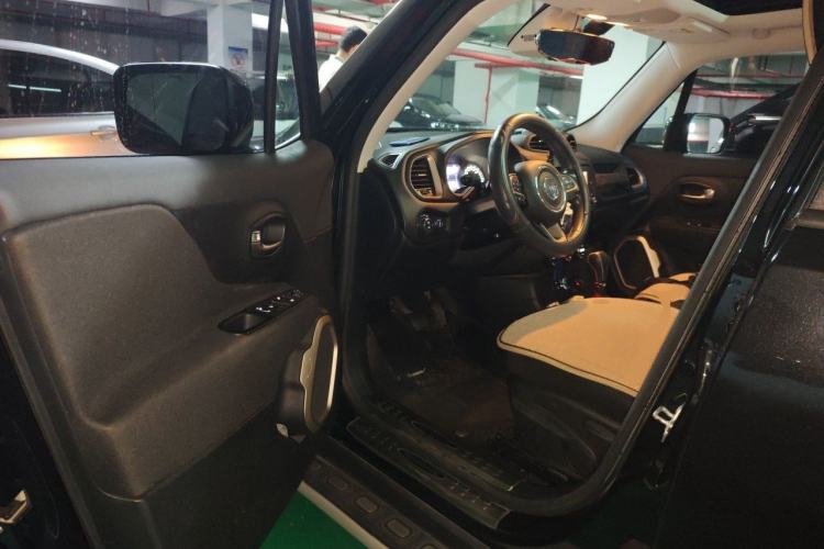 Used Jeep Renegade 2016 1.4T Automatic Jingneng Version+ Driver Seat