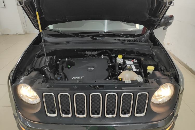 Used Jeep Renegade 2016 1.4T Automatic Kinetic Edition Engine Bay