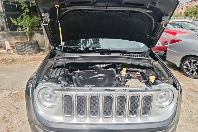 Used Jeep Renegade 2016 1.4T Automatic Smart Edition Engine Bay