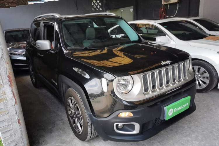 Used Jeep Renegade 2016 1.4T Automatic Smart Edition Front Right 45 Deg