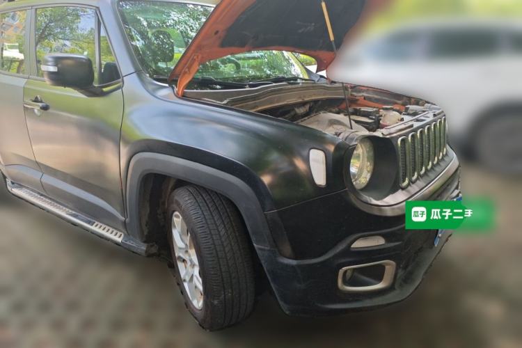 Used Jeep Renegade 2016 1.4T Automatic Jingneng Edition Front Right 45 Deg