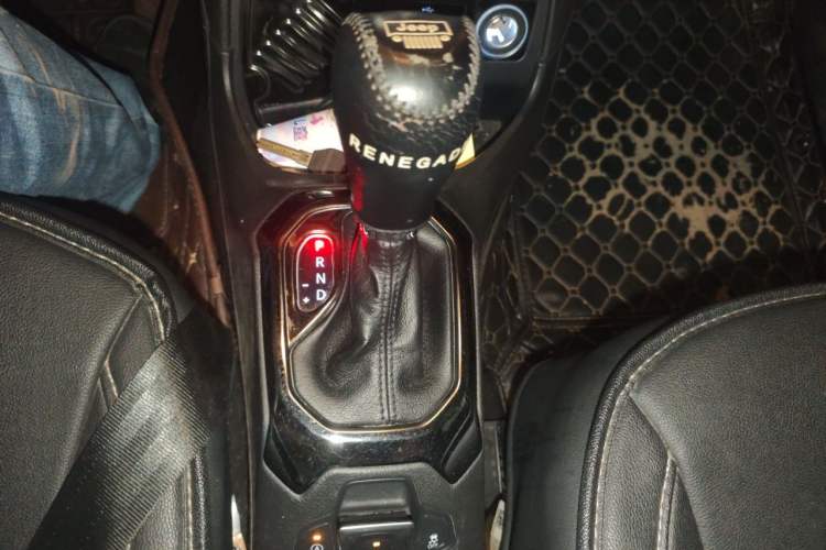 Used Jeep Renegade 2016 1.4T Automatic Jingneng Version+ Gear Lever