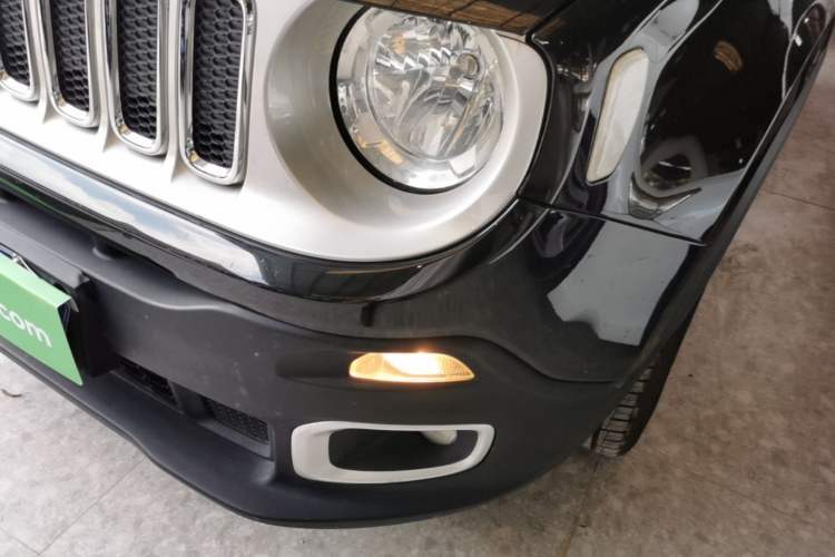 Used Jeep Renegade 2016 1.4T Automatic Smart Edition Left Front Headlight