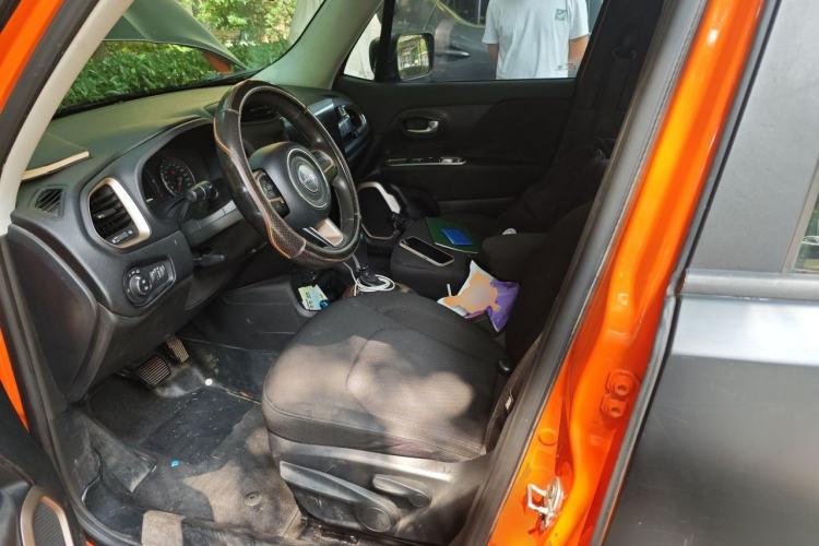 Used Jeep Renegade 2016 1.4T Automatic Jingneng Edition Left Front Seat