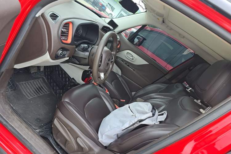 Used Jeep Renegade 2016 1.4T Automatic Jingneng Version+ Left Front Seat