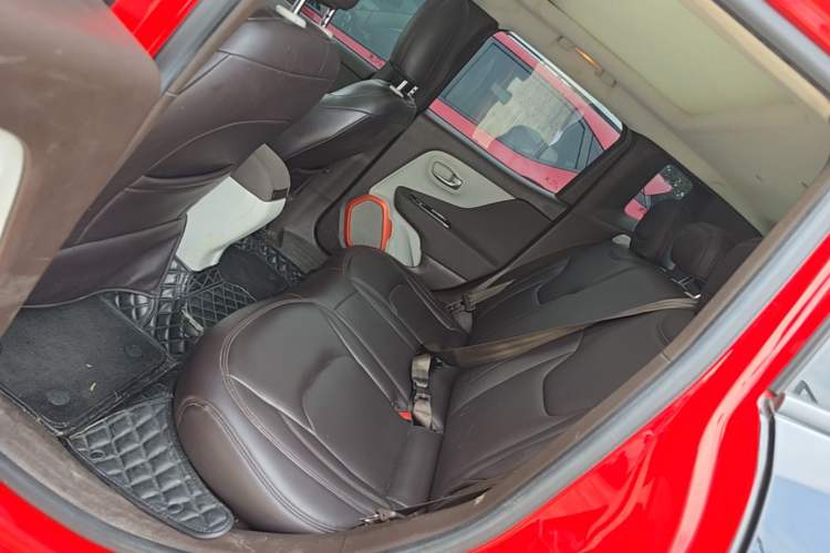 Used Jeep Renegade 2016 1.4T Automatic Jingneng Version+ Left Rear Seat