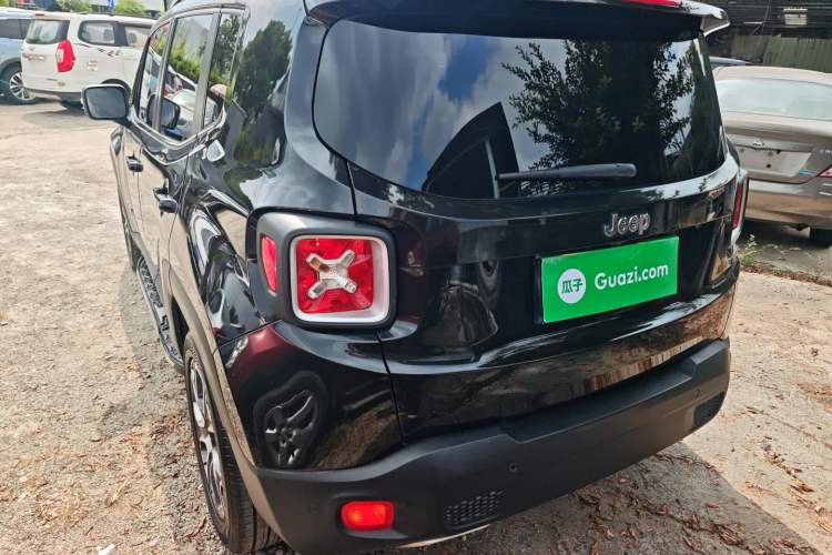 Used Jeep Renegade 2016 1.4T Automatic Smart Edition Left Side