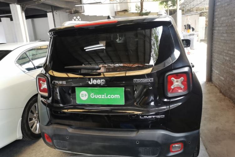 Used Jeep Renegade 2016 1.4T Automatic Smart Edition Rear
