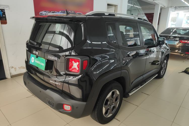Used Jeep Renegade 2016 1.4T Automatic Kinetic Edition Rear Right 45 Deg