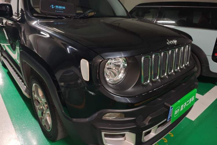 Used Jeep Renegade 2016 1.4T Automatic Jingneng Version+ Right Front Headlight