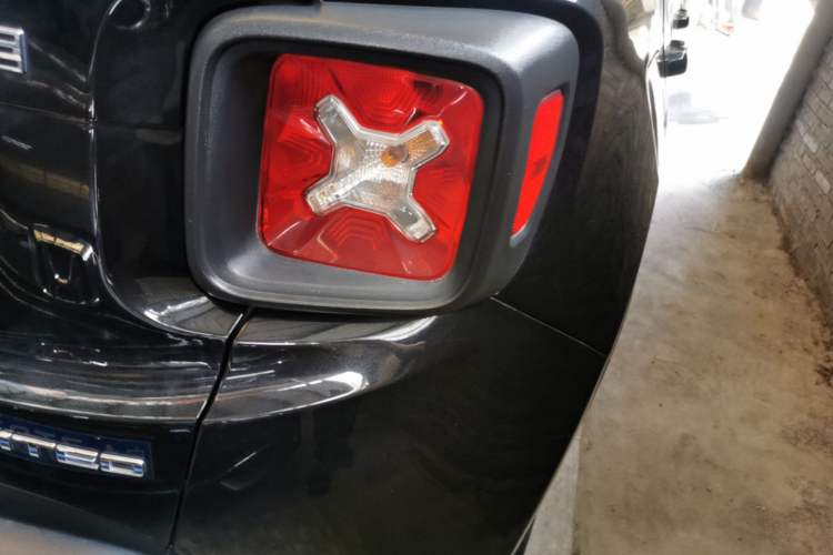 Used Jeep Renegade 2016 1.4T Automatic Smart Edition Right Rear Taillight