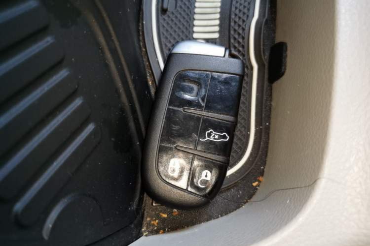 Used Jeep Renegade 2016 1.4T Automatic Smart Edition Vehicle Key