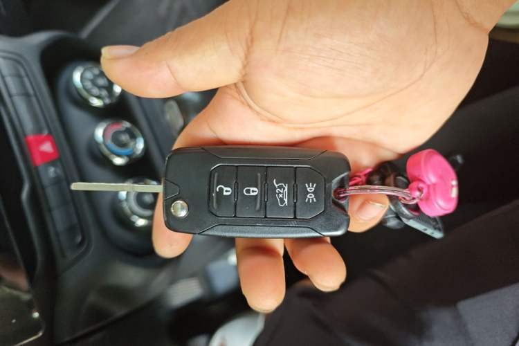 Used Jeep Renegade 2016 1.4T Automatic Jingneng Edition Vehicle Key