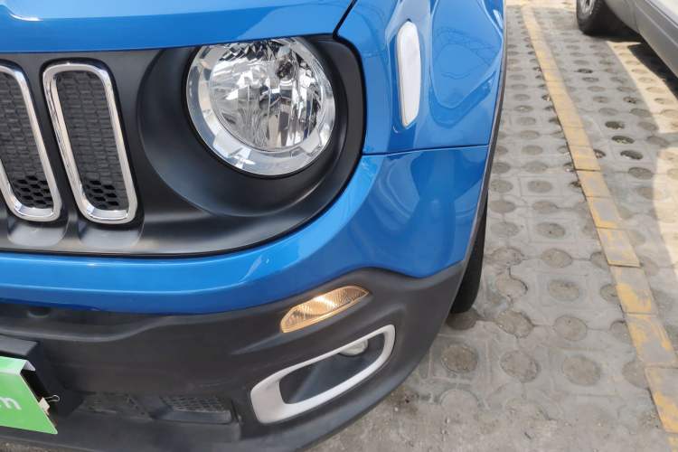 Used Jeep Renegade 2016 1.4T Automatic Jingneng Edition Left Front Headlight