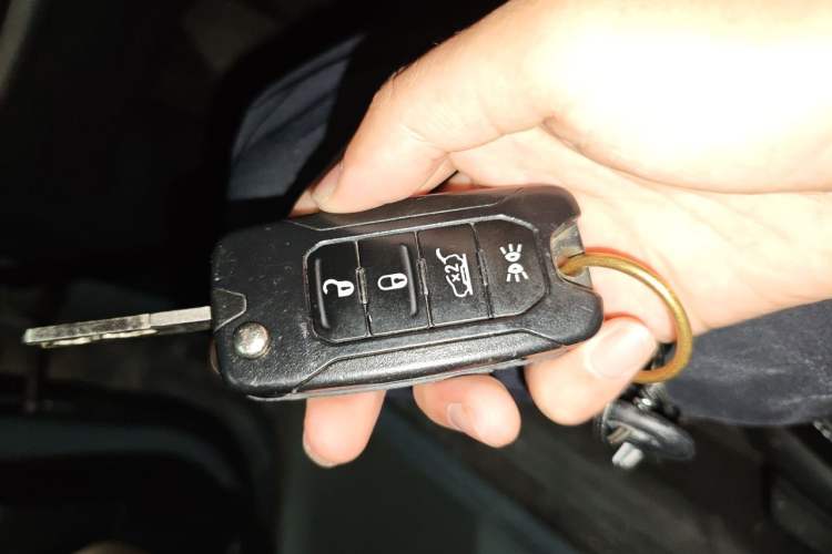 Used Jeep Renegade 2016 1.4T Automatic Jingneng Edition Vehicle Key