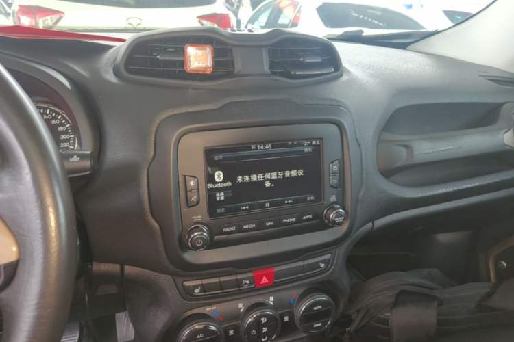 Used Jeep Renegade 2016 2.0L Automatic Four-Wheel Drive 75th Anniversary Tribute Edition Audio And AC Panel