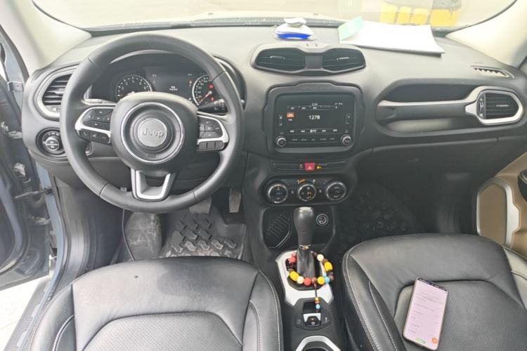 Used Jeep Renegade 2016 1.4T Automatic Jingneng Version+ Center Console