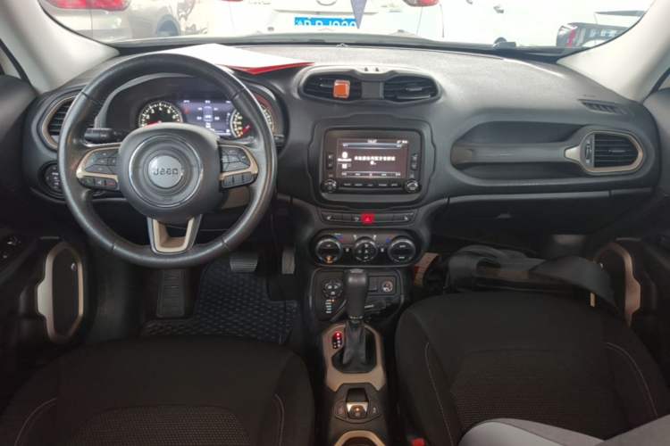 Used Jeep Renegade 2016 2.0L Automatic Four-Wheel Drive 75th Anniversary Tribute Edition Center Console