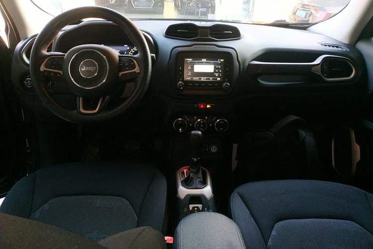 Used Jeep Renegade 2016 1.4T Automatic Jingneng Version+ Center Console