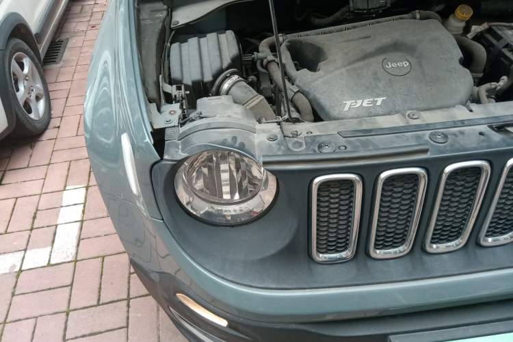 Used Jeep Renegade 2016 1.4T Automatic Jingneng Version+ Engine Bay Right