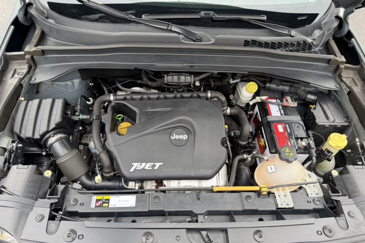 Used Jeep Renegade 2016 1.4T Automatic Jingneng Version+ Engine Bay