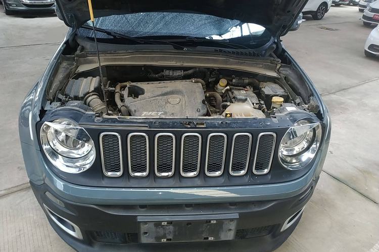 Used Jeep Renegade 2016 1.4T Automatic Jingneng Version+ Engine Bay