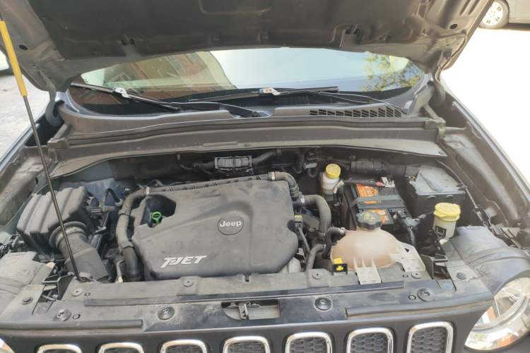 Used Jeep Renegade 2016 1.4T Automatic Jingneng Version+ Engine Bay