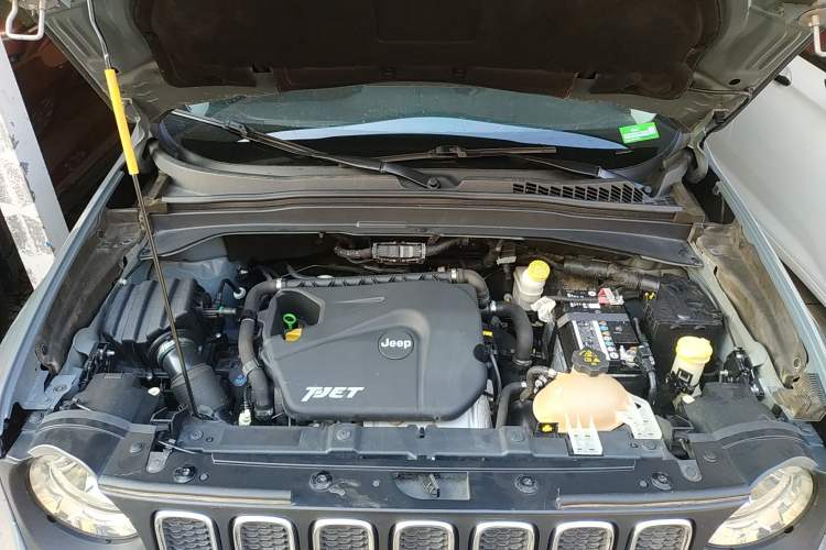 Used Jeep Renegade 2016 1.4T Automatic Jingneng Version+ Engine Bay