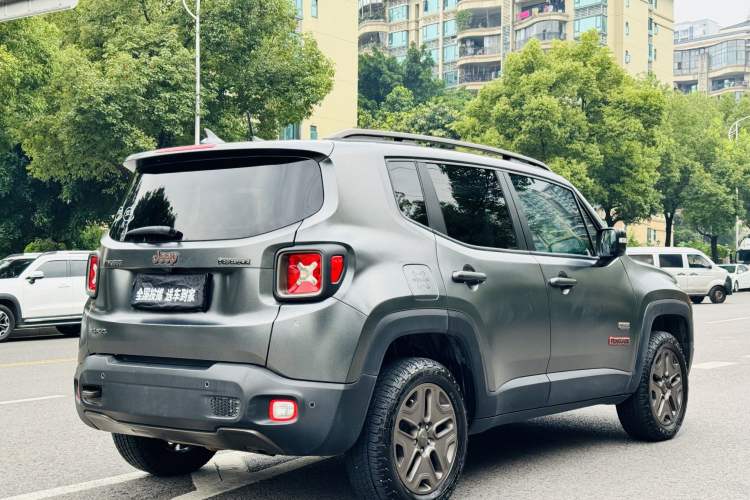 Used Jeep Renegade 2016 2.0L Automatic Four-Wheel Drive 75th Anniversary Tribute Edition Exterior 3