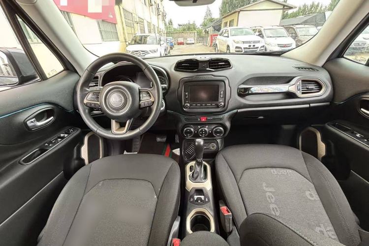Used Jeep Renegade 2016 1.4T Automatic Jingneng Version+ Exterior 4