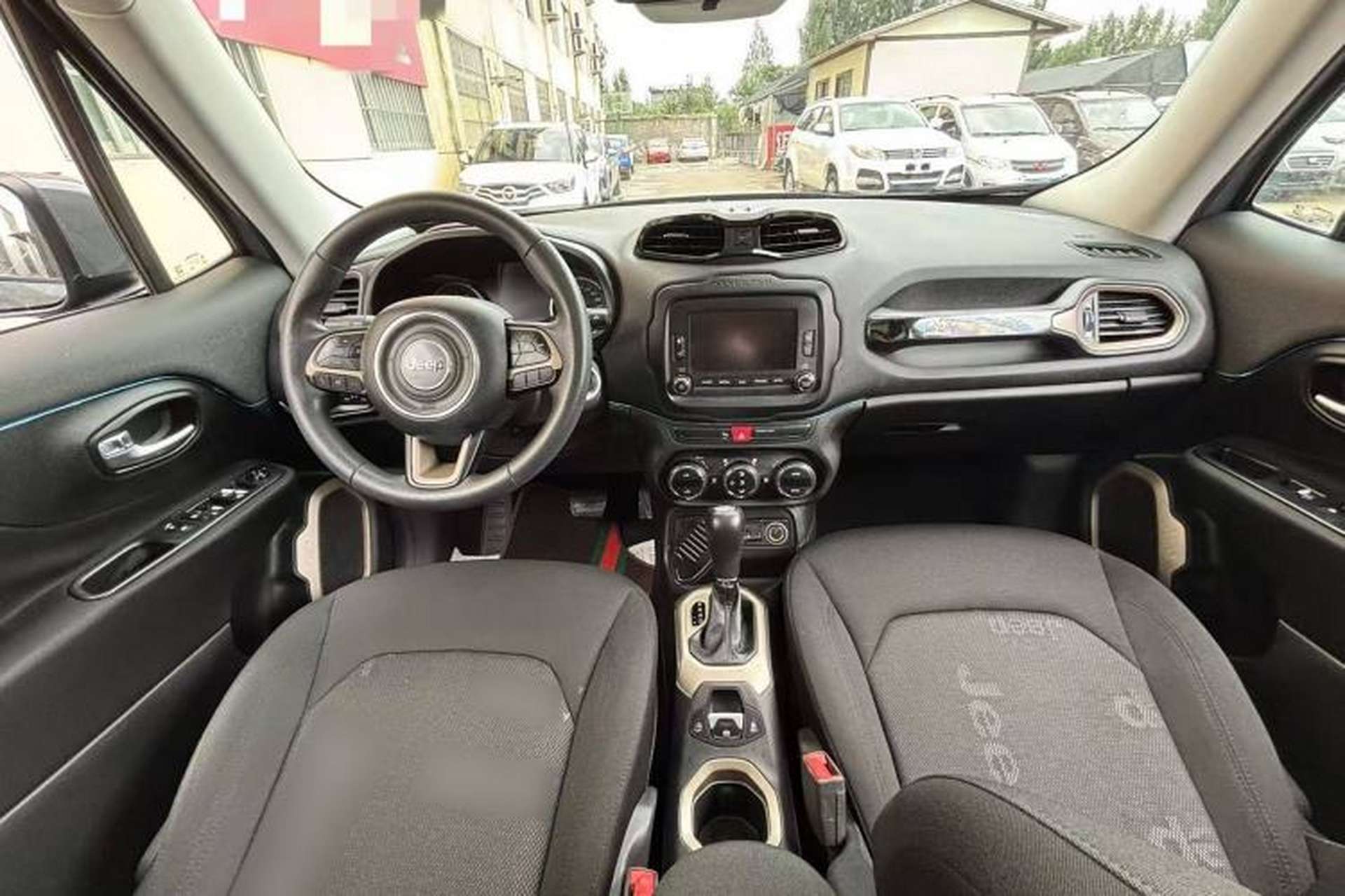 Used Jeep Renegade 2016 1.4T Automatic Jingneng Version+ Exterior 4